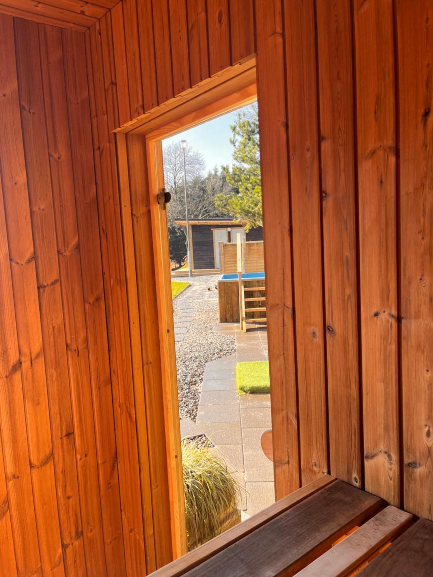 Rostrevor Mountain Lodge - Glamping Pods - Revive Sauna & Hot Tubs Eksteriør bilde