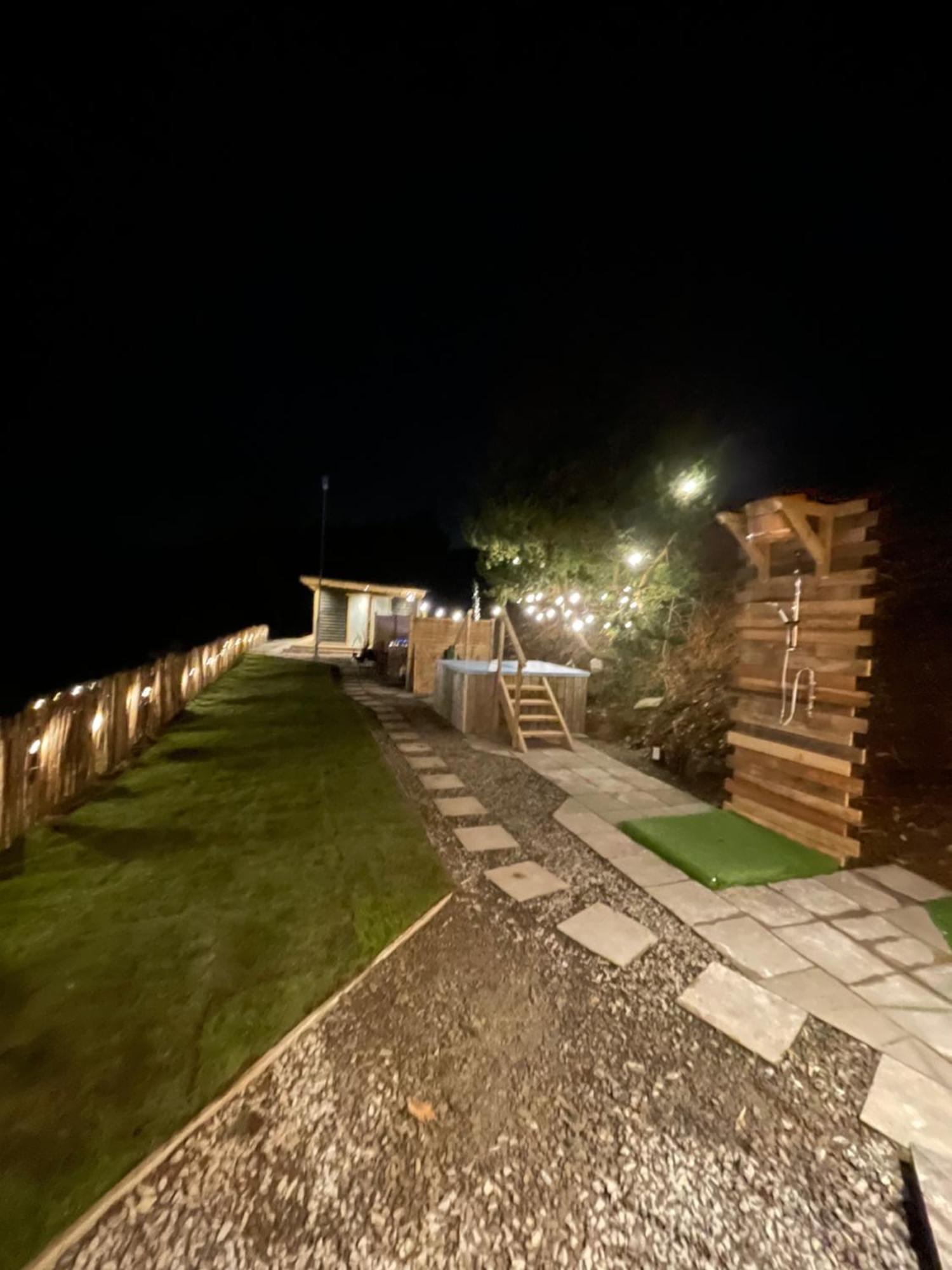 Rostrevor Mountain Lodge - Glamping Pods - Revive Sauna & Hot Tubs Eksteriør bilde